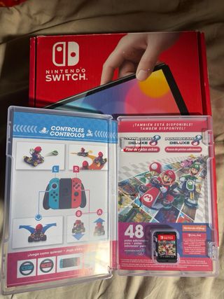 Nintendo Switch OLED Blanca + Mario Kart 8 Deluxe