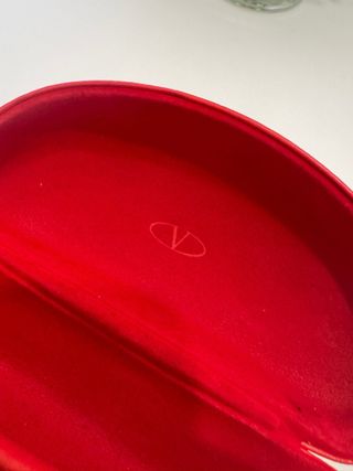 Funda para Gafas Marca Valentino Color Rojo