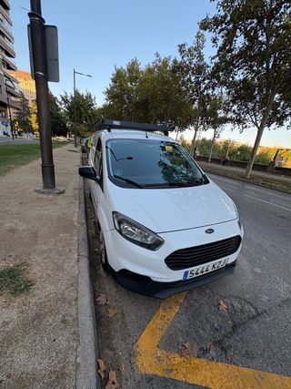 Ford Transit Courier 2019