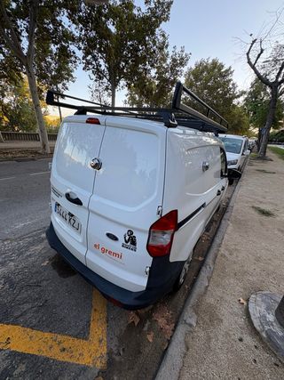 Ford Transit Courier 2019