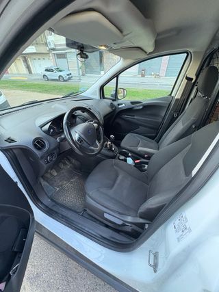 Ford Transit Courier 2019