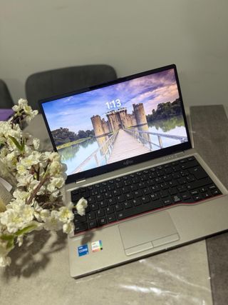 Fujitsu Lifebook U7411 i5 16GB RAM SSD NVMe