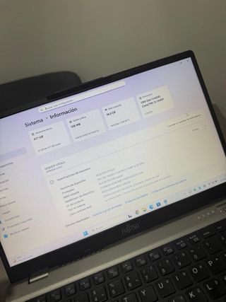 Fujitsu Lifebook U7411 i5 16GB RAM SSD NVMe