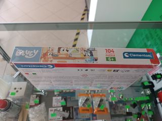 OUTLET:Puzzle Bluey 104 peças Clementoni