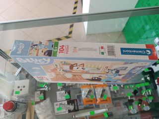 OUTLET:Puzzle Bluey 104 peças Clementoni