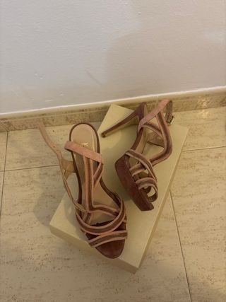 Sandalias Keira Tacon Rosa y Dorado