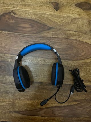 Consola PS4 Pro 1 TB + 2 Mandos + Auriculares