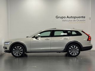 Volvo V90 Cross Country b4 d