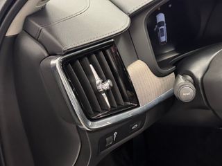 Volvo V90 Cross Country b4 d