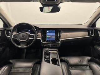 Volvo V90 Cross Country b4 d