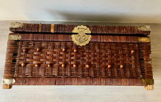 Cofre antiguo mimbre 70x31x33 cm