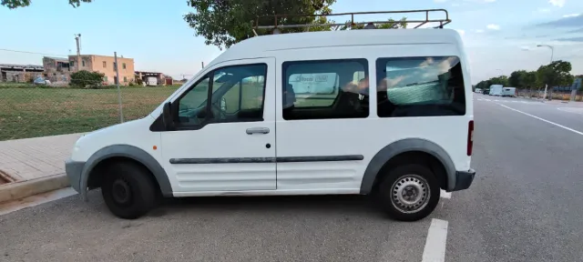 Ford Tourneo Connect 2004
