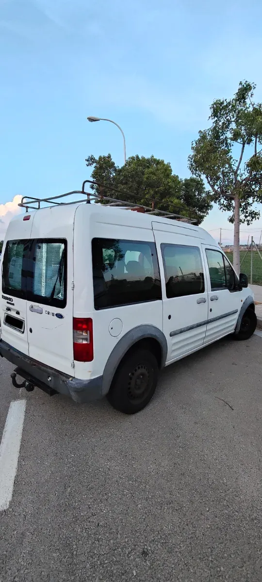 Ford Tourneo Connect 2004