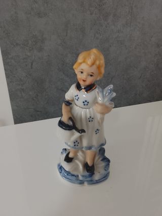 Statuetta Bambina Porcellana 15 cm