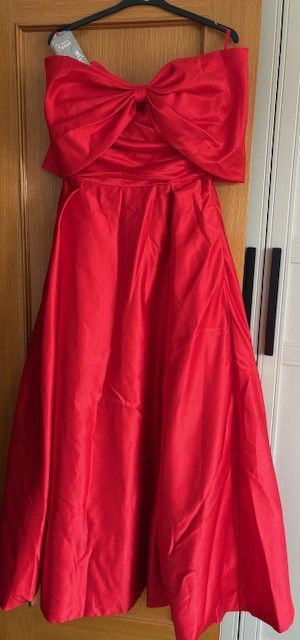 Vestido Rojo Pasión con Lazo