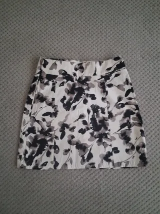 Falda estampada floral