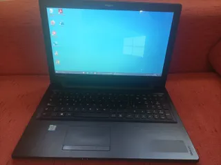 Portátil Lenovo Negro