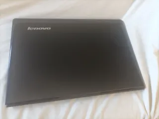 Portátil Lenovo Negro