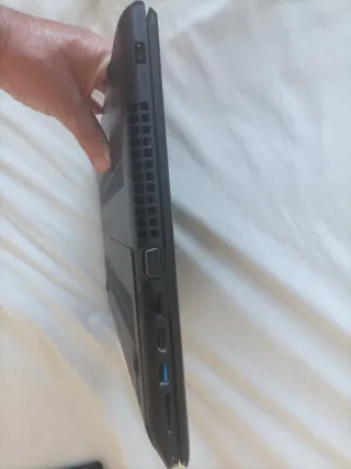 Portátil Lenovo Negro