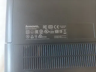 Portátil Lenovo Negro