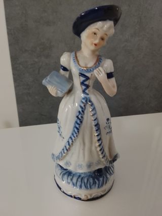 Statuetta Porcellana Ceramica Donna 20cm
