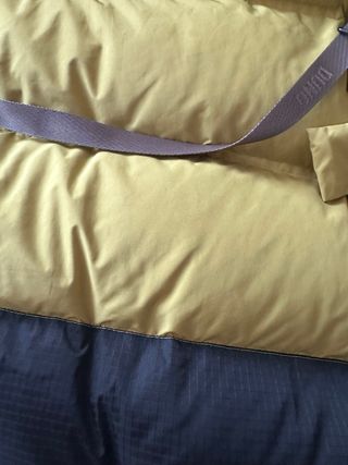Plumas Duno Hombre Talla XL Amarilla