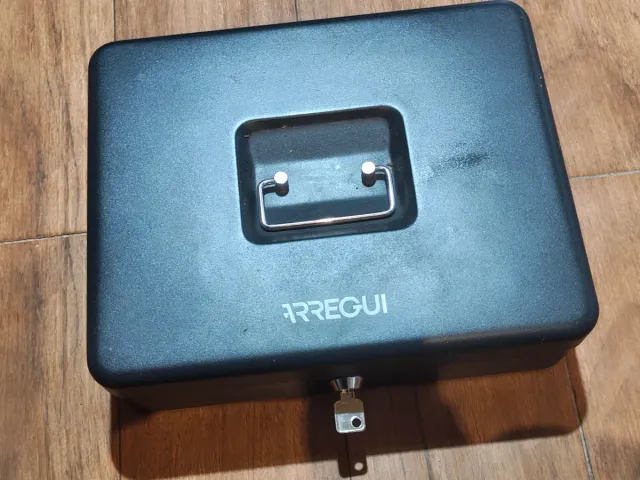 Caja fuerte dinero efectivo