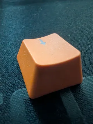 Teclas de repuesto (WASD, flechas, y ESC)