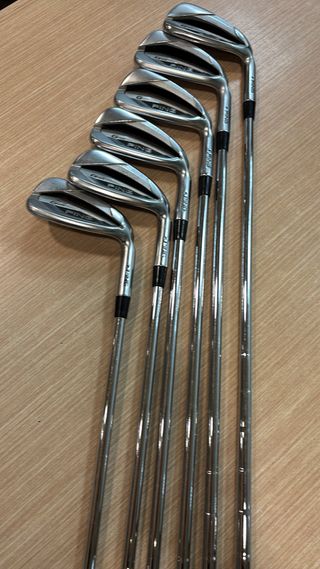 Palos de golf PING G425