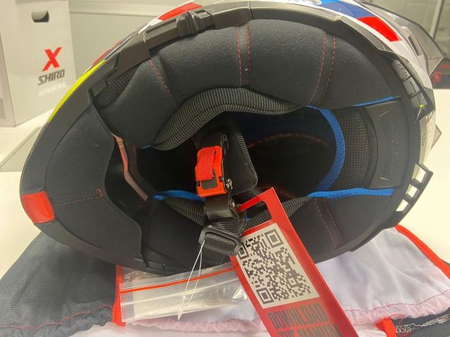 Casco modular mt atom 2 bast de fábrica