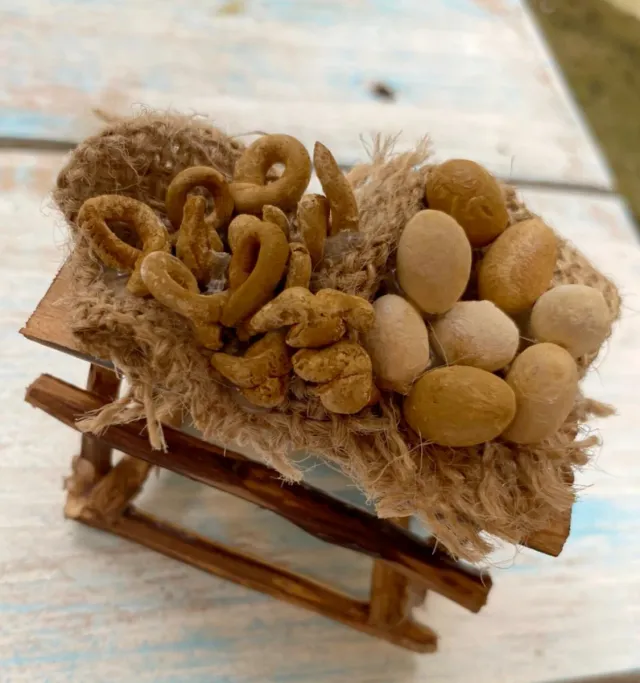 Bancale per presepe in legno e corda