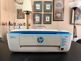 Impresora HP DeskJet 3720 Blanca y Azul