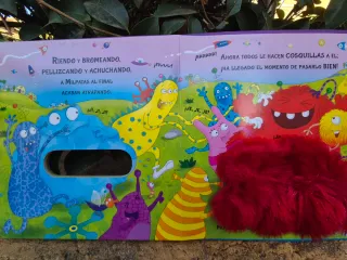 Cuentos infantiles con solapas.