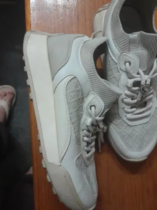 Zapatos Zara Beige y Blanco