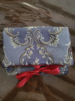 Portapeinetas fallera.