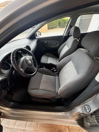 SEAT Cordoba 2004