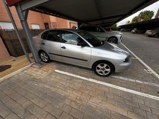SEAT Cordoba 2004