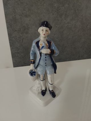 Statuetta Porcellana Uomo 18cm