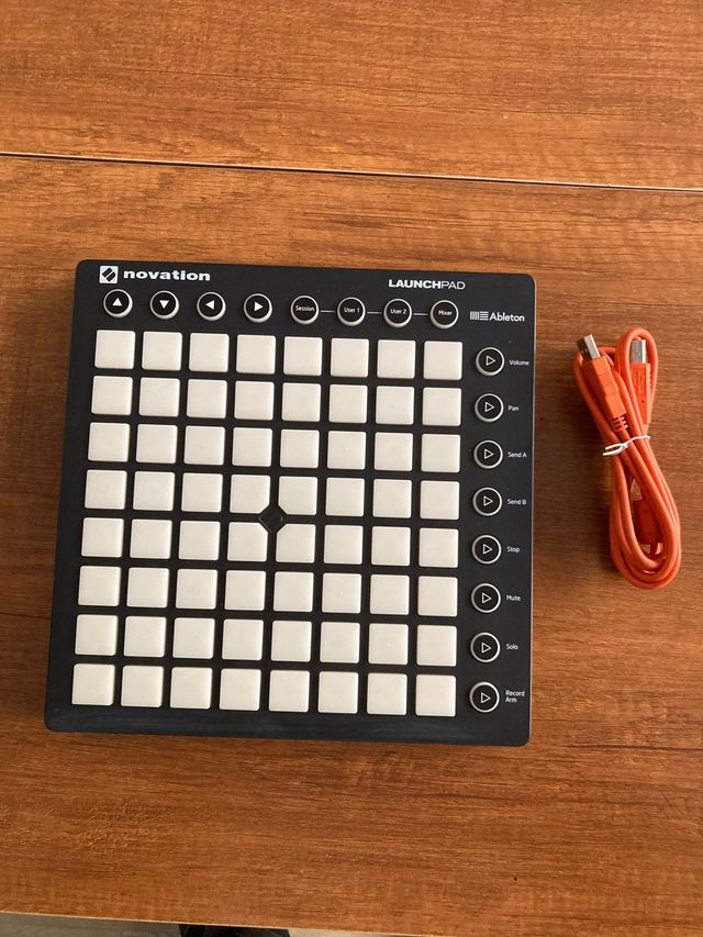 Novation Launchpad Controlador MIDI