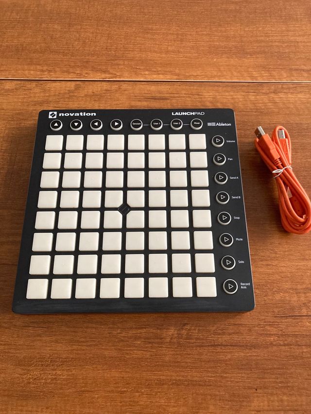Novation Launchpad Controlador MIDI