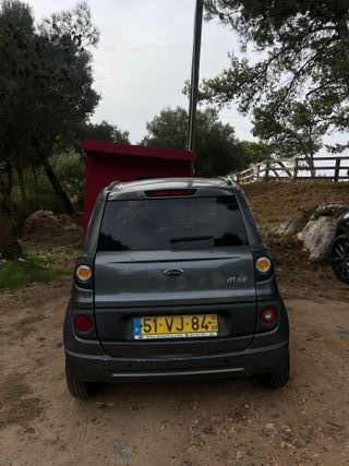 Microcar M.go Cinzento