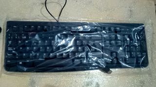 Teclado Logitech K120 USB Plug and Play