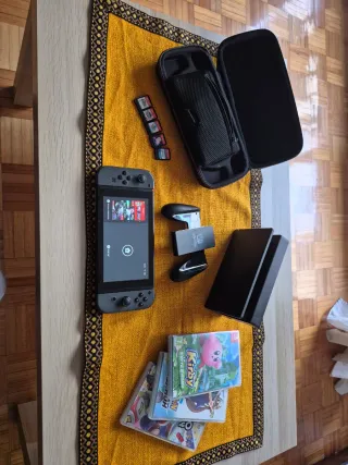 Nintendo Switch Negra + Accesorios