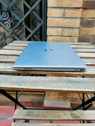 Ordenador Portátil HP 15s Plata