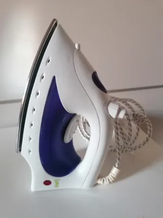 Plancha Jata Esential 230V 1400W