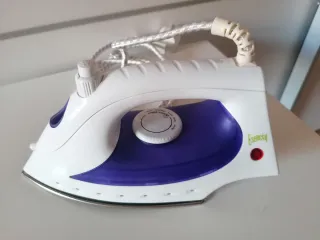 Plancha Jata Esential 230V 1400W