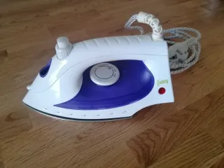 Plancha Jata Esential 230V 1400W