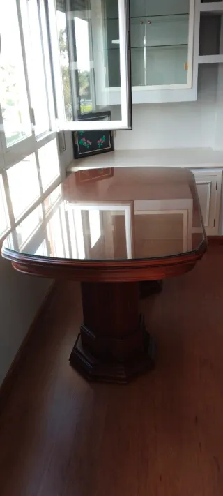 Mesa de comedor madera y cristal