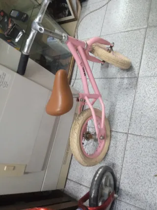 Bicicleta infantil rosa