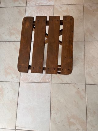 Mesilla de madera